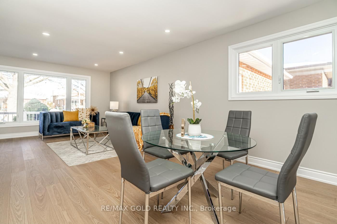 Detached House for sale at 48 Malcolm Crescent, Brampton, Ontario, L6S 3C8 - Central Park - MLS: W12987078