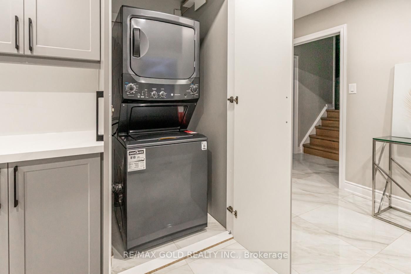 Detached House for sale at 48 Malcolm Crescent, Brampton, Ontario, L6S 3C8 - Central Park - MLS: W12987078