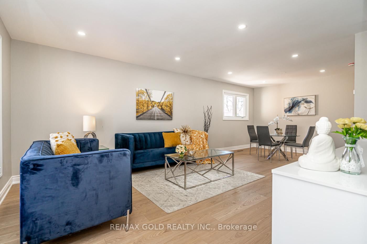 Detached House for sale at 48 Malcolm Crescent, Brampton, Ontario, L6S 3C8 - Central Park - MLS: W12987078