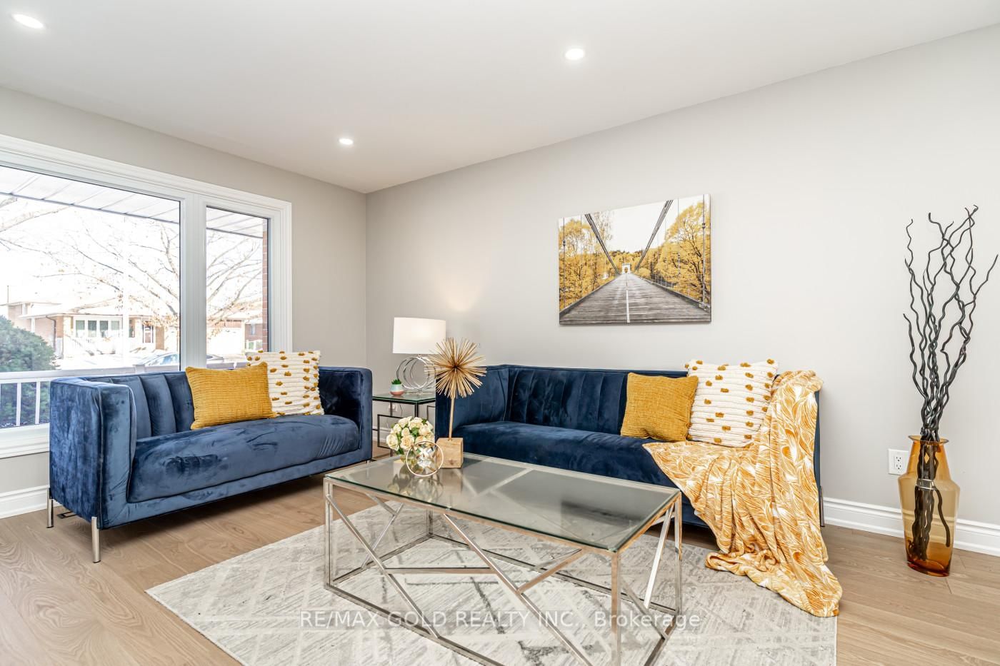 Detached House for sale at 48 Malcolm Crescent, Brampton, Ontario, L6S 3C8 - Central Park - MLS: W12987078