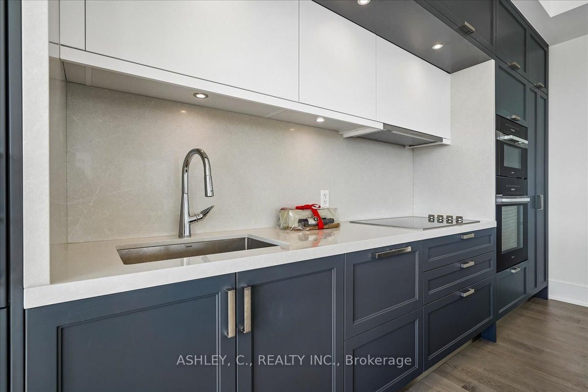 259 The Kingsway, Unit 823 - Photo 17