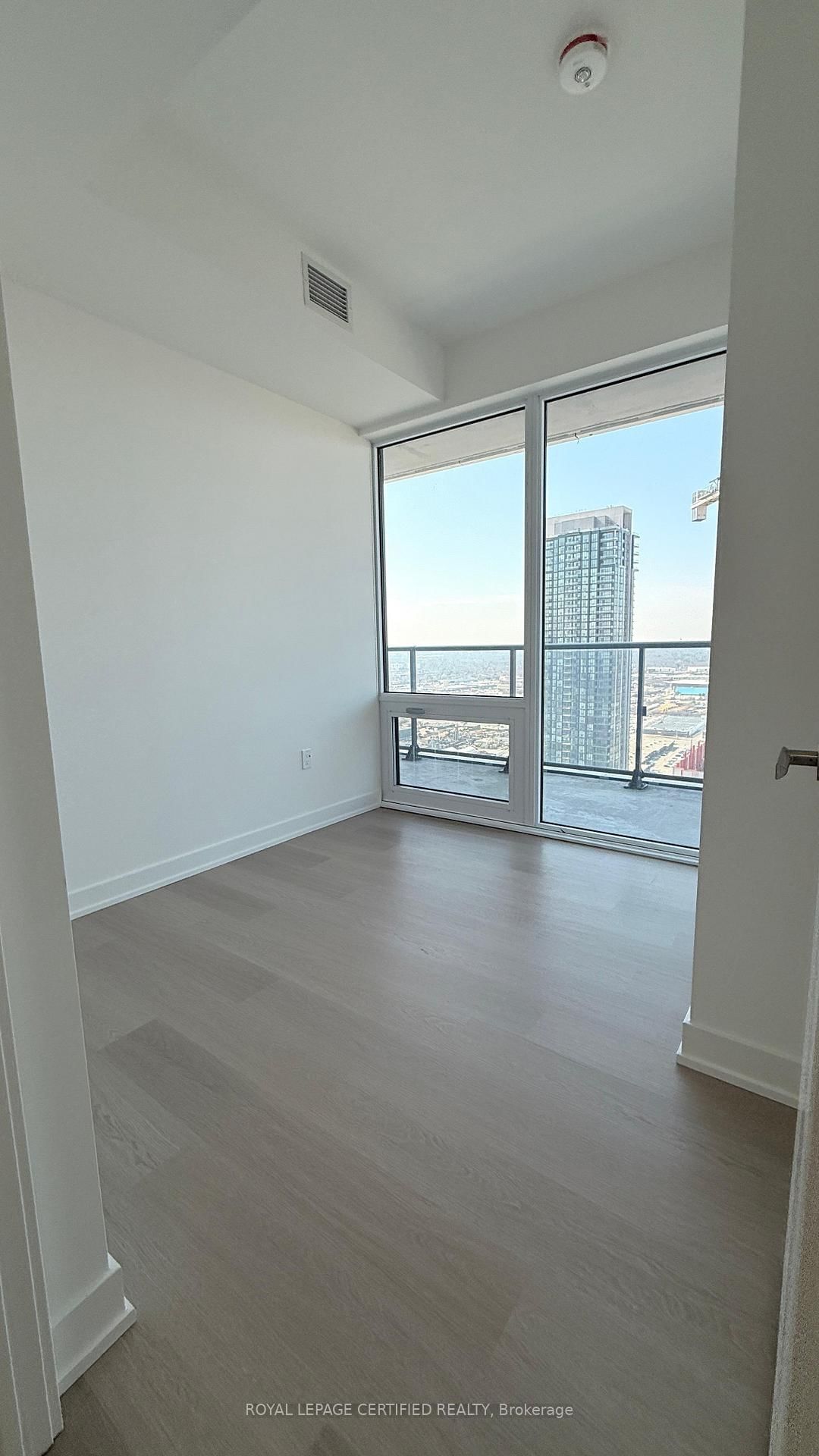 448 Burmhamthorpe Road, Unit 3411 - Photo 12