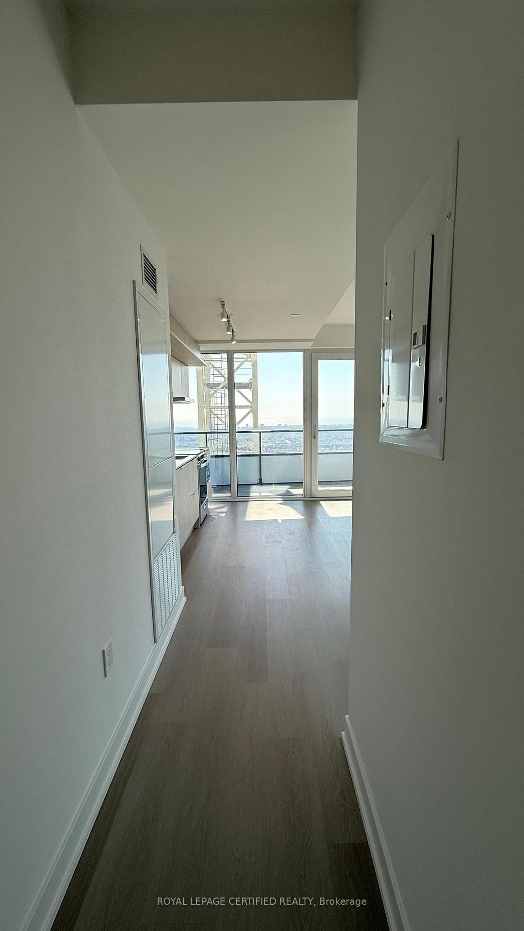 448 Burmhamthorpe Road, Unit 3411 - Photo 2