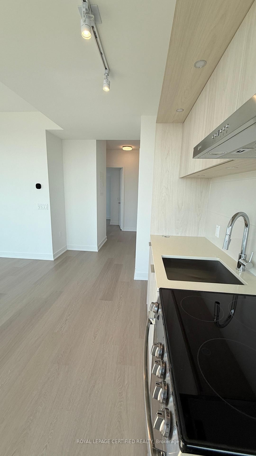 448 Burmhamthorpe Road, Unit 3411 - Photo 8