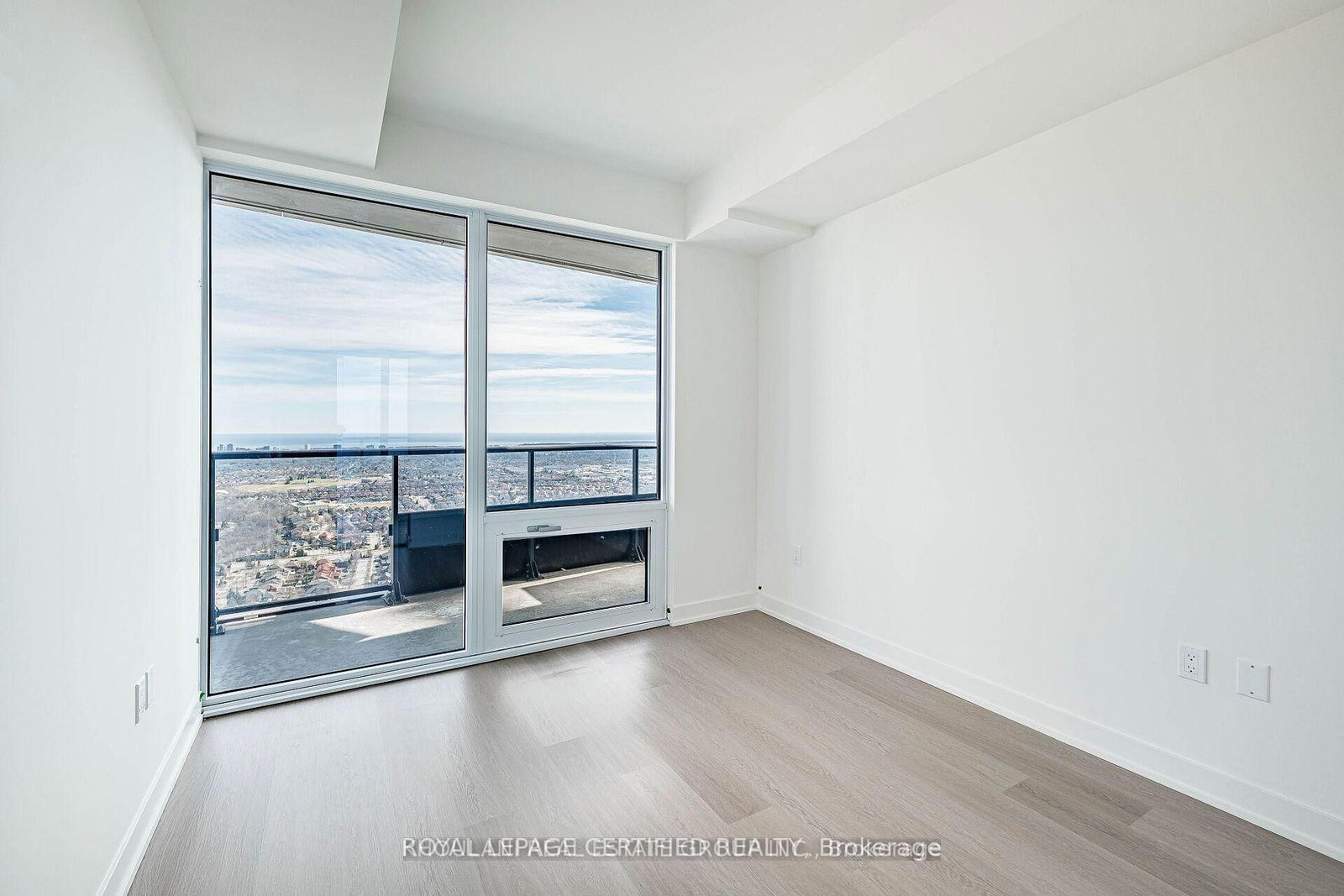 448 Burmhamthorpe Road, Unit 3411 - Photo 9