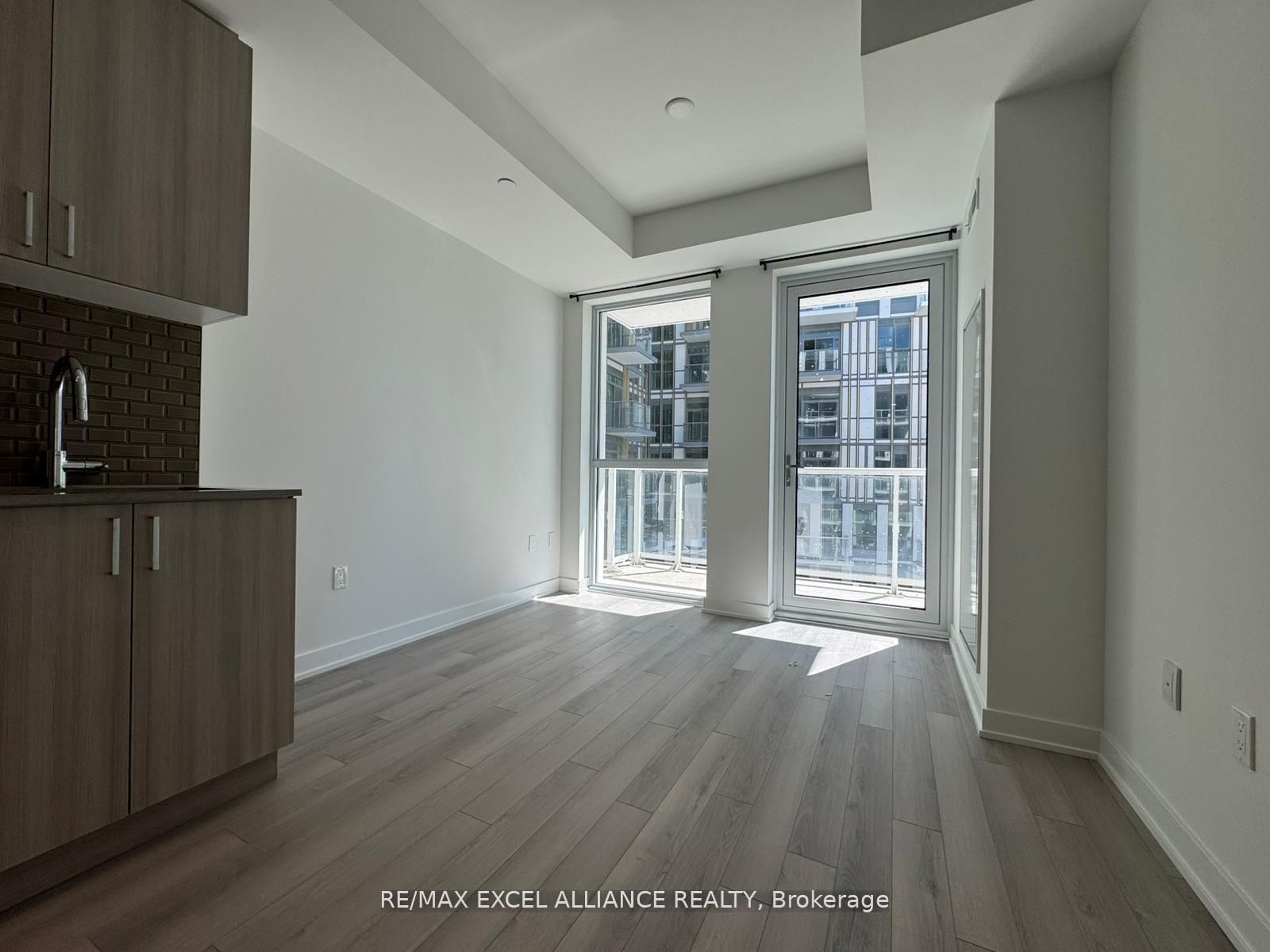 1005 Dundas Street E, Unit 306 - Photo 7