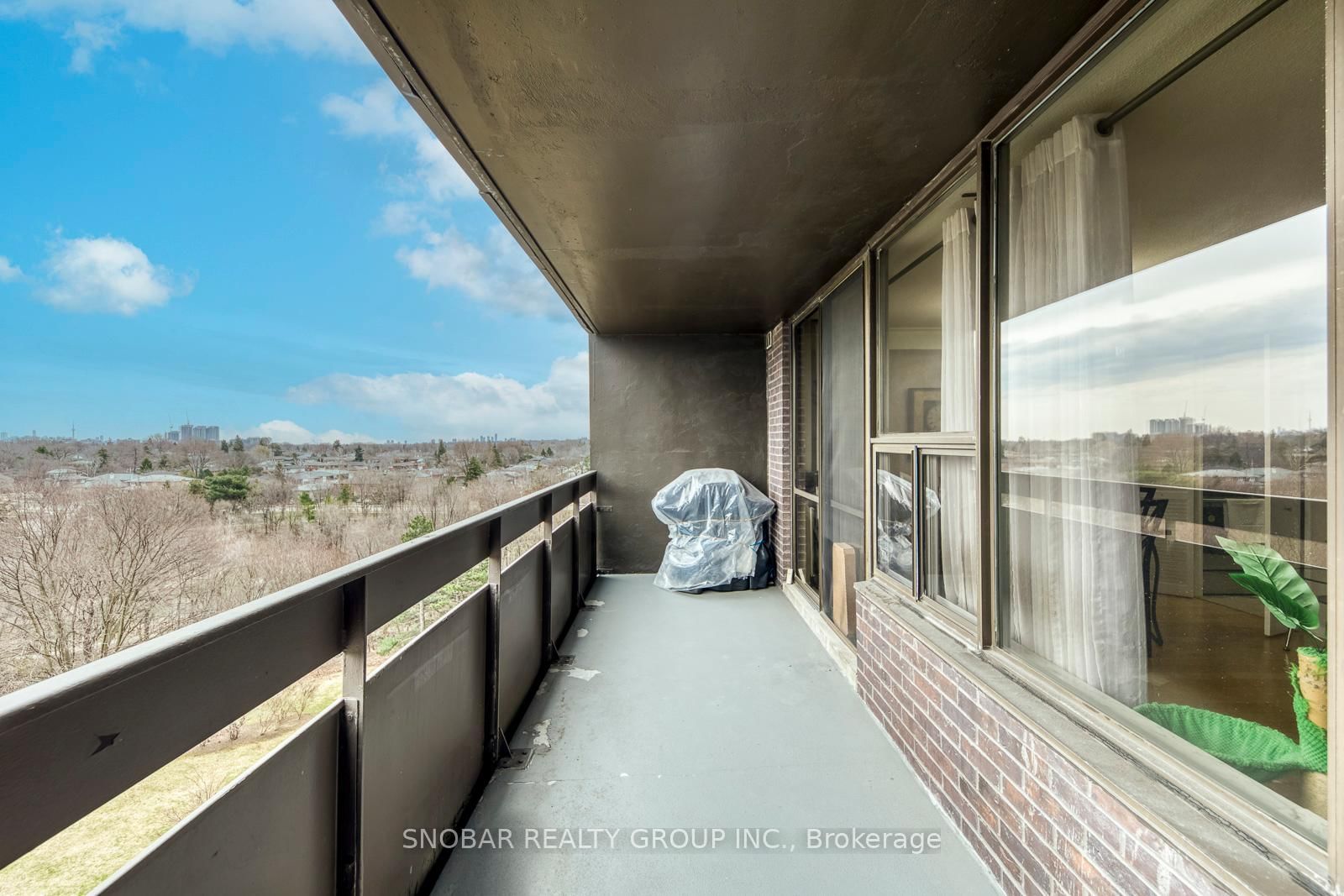 11 Wincott Drive, Unit 810 - Photo 19