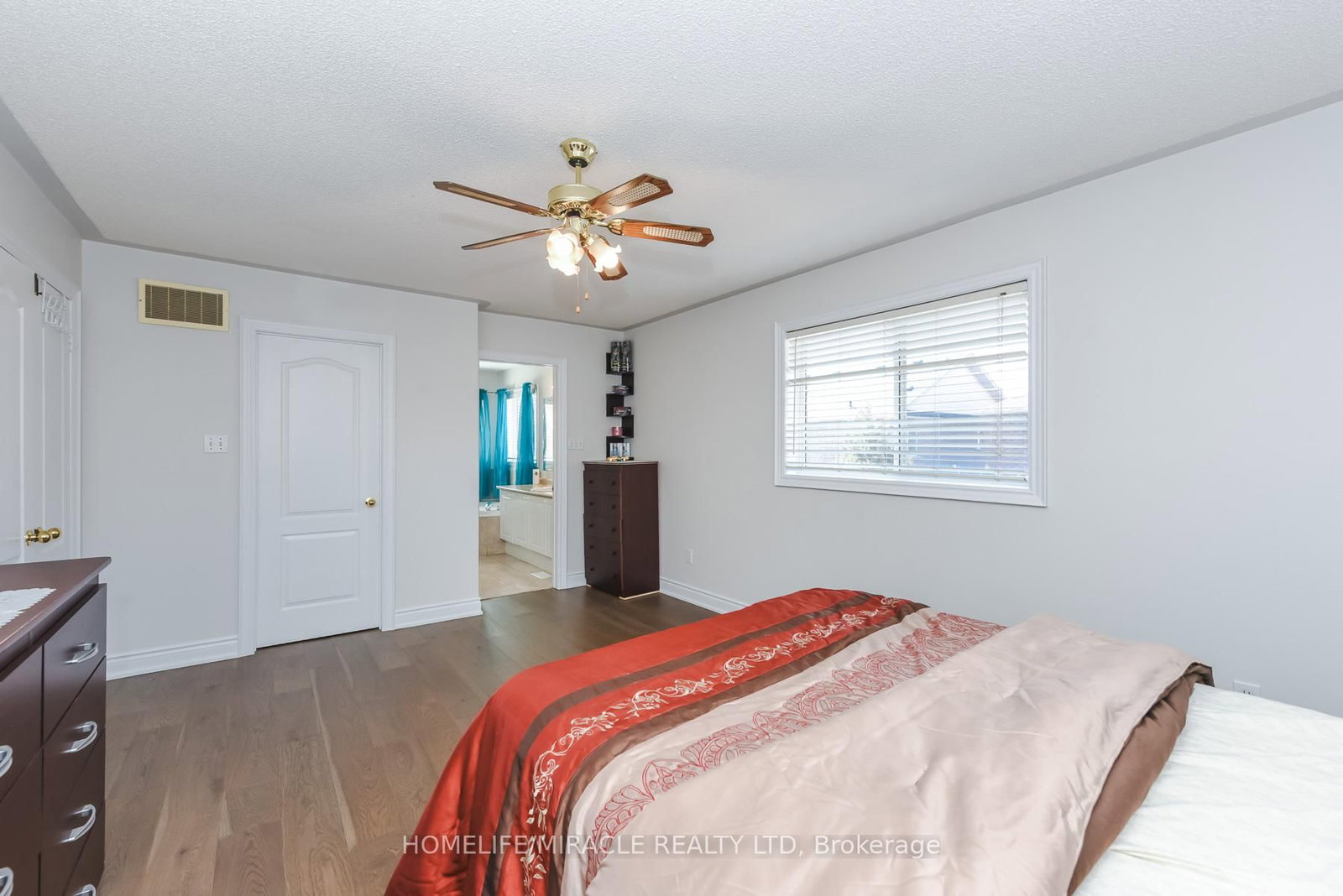 Detached House for sale at 114 Edenbrook Hill Drive, Brampton, Ontario, L7A 2P2 - Fletcher's Meadow - MLS: W12987264