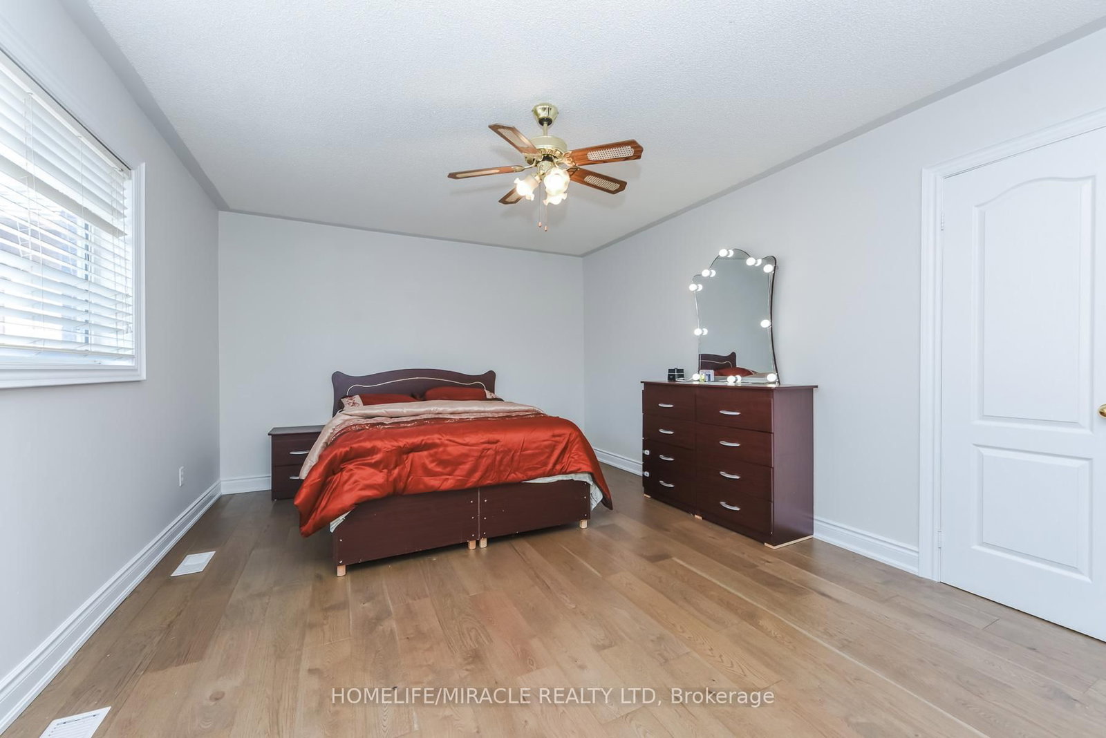 Detached House for sale at 114 Edenbrook Hill Drive, Brampton, Ontario, L7A 2P2 - Fletcher's Meadow - MLS: W12987264