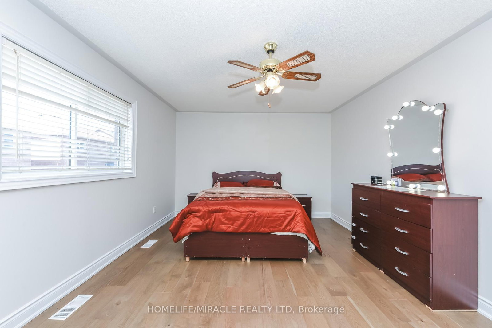 Detached House for sale at 114 Edenbrook Hill Drive, Brampton, Ontario, L7A 2P2 - Fletcher's Meadow - MLS: W12987264