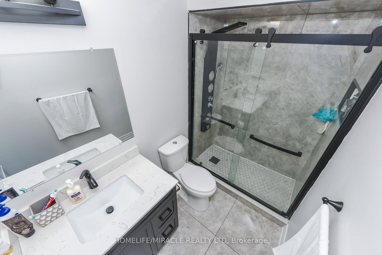 Detached House for sale at 114 Edenbrook Hill Drive, Brampton, Ontario, L7A 2P2 - Fletcher's Meadow - MLS: W12987264