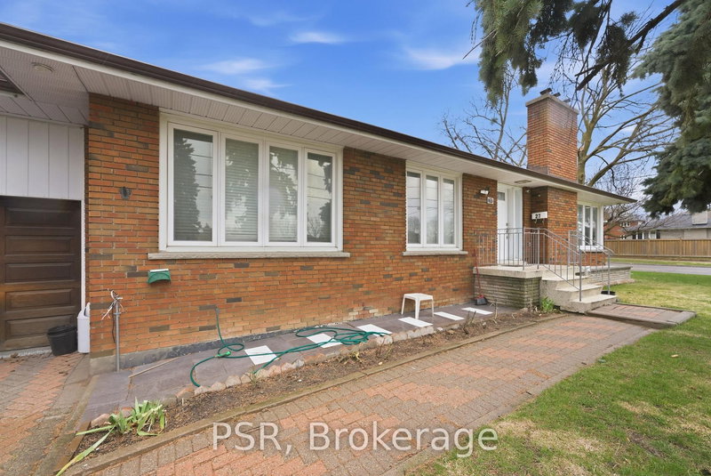 1 - 27 Kingsview (lower) Blvd, Toronto, M9R 1T5 | Image 3