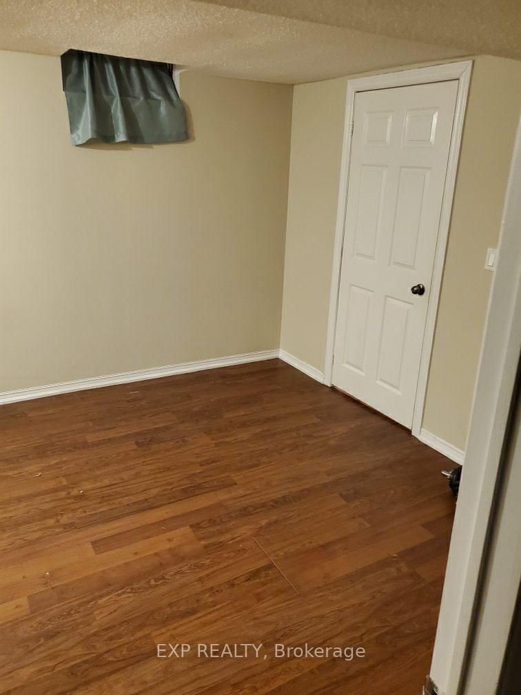 31 Matterdale Avenue, Unit BSMT Room-L - Photo 6