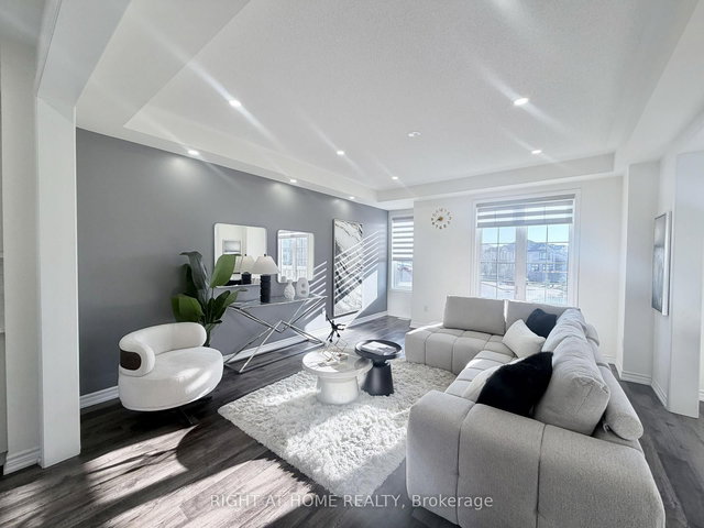 21 - 1222 Rose Way E