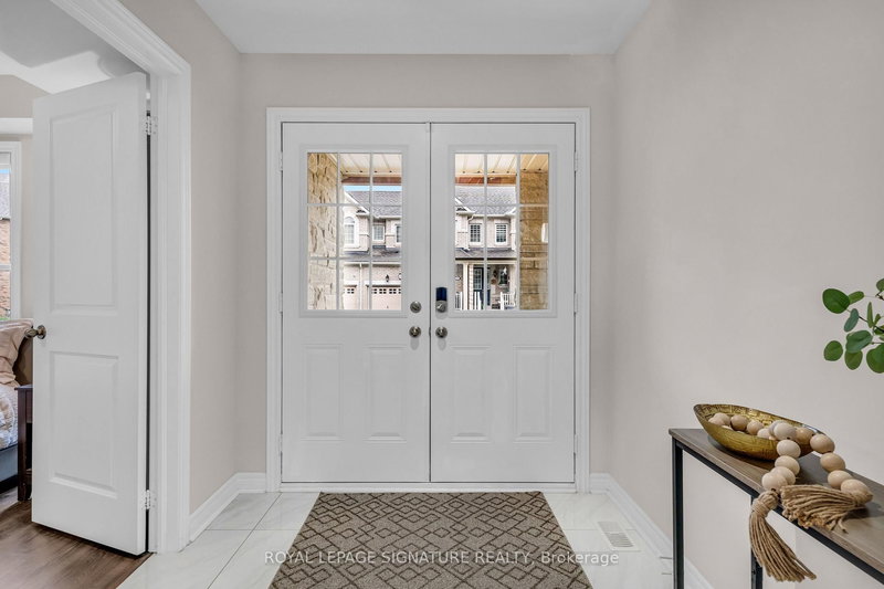 21 Fresnel Rd S, Brampton, L7A 4Z2 | Image 3