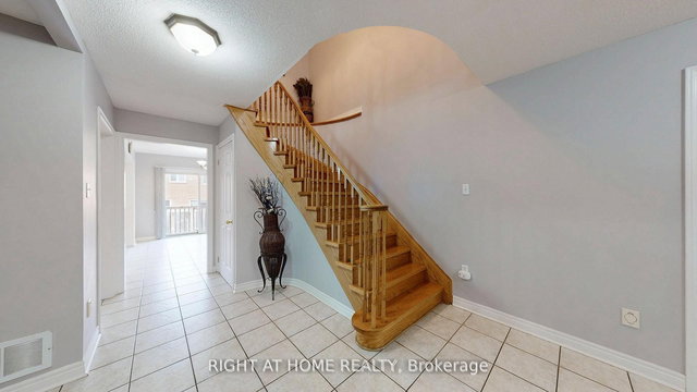 UPPER - 119 Letty Avenue