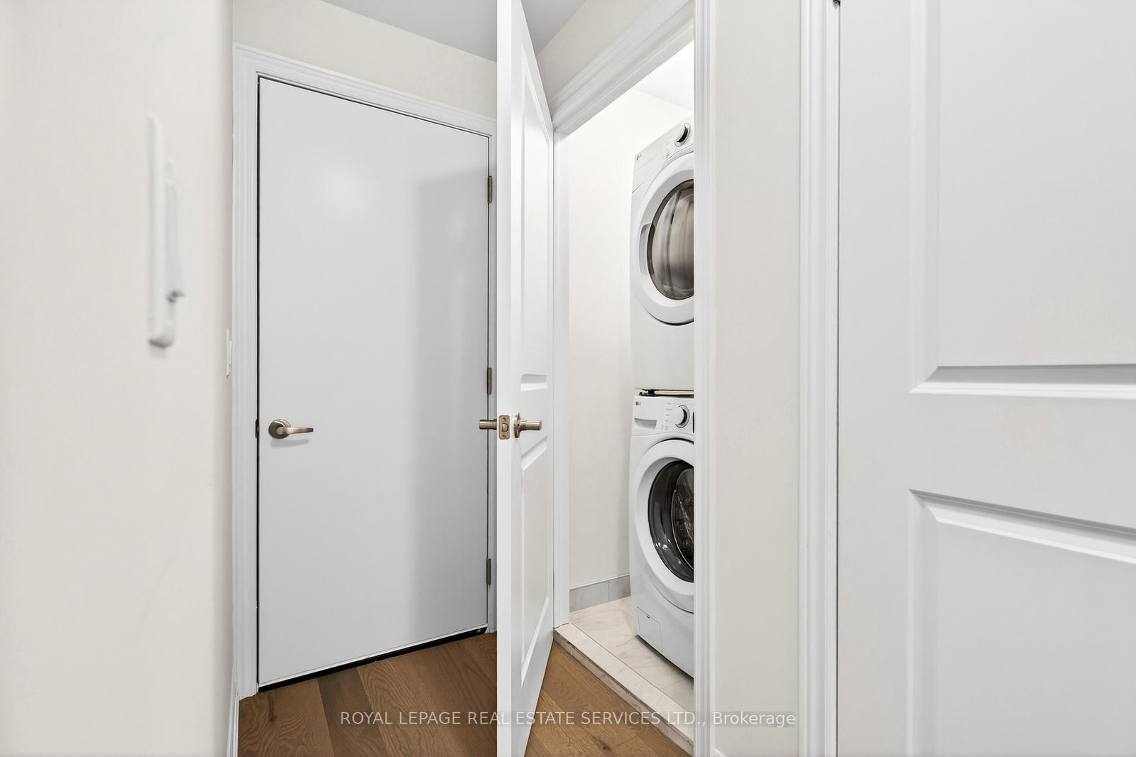 3201 Sixth Line, Unit Unit 2 - Photo 32