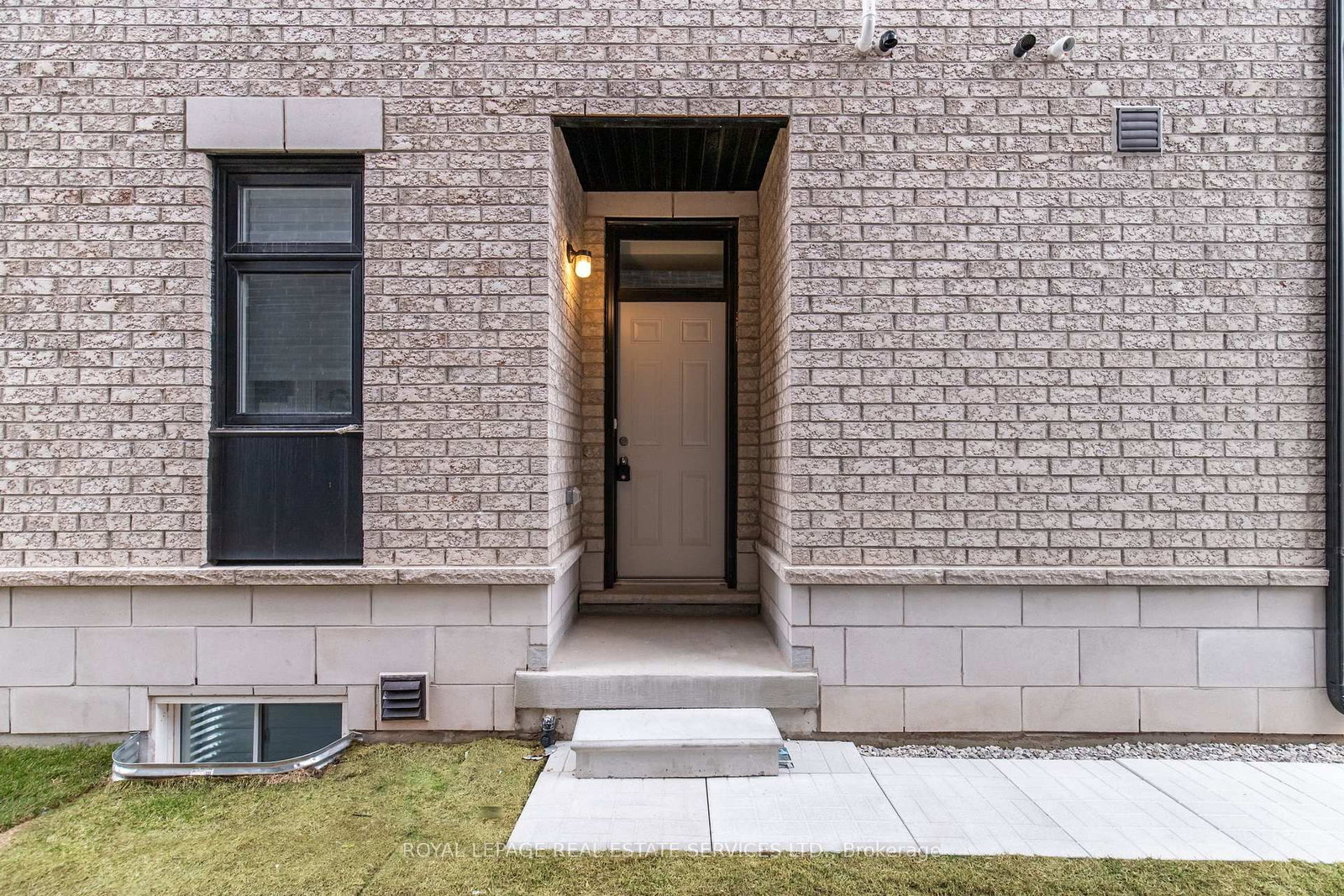 3201 Sixth Line, Unit Unit 2 - Photo 4