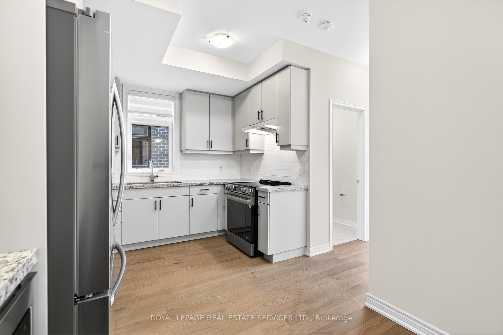 3201 Sixth Line, Unit Unit 2 - Photo 9