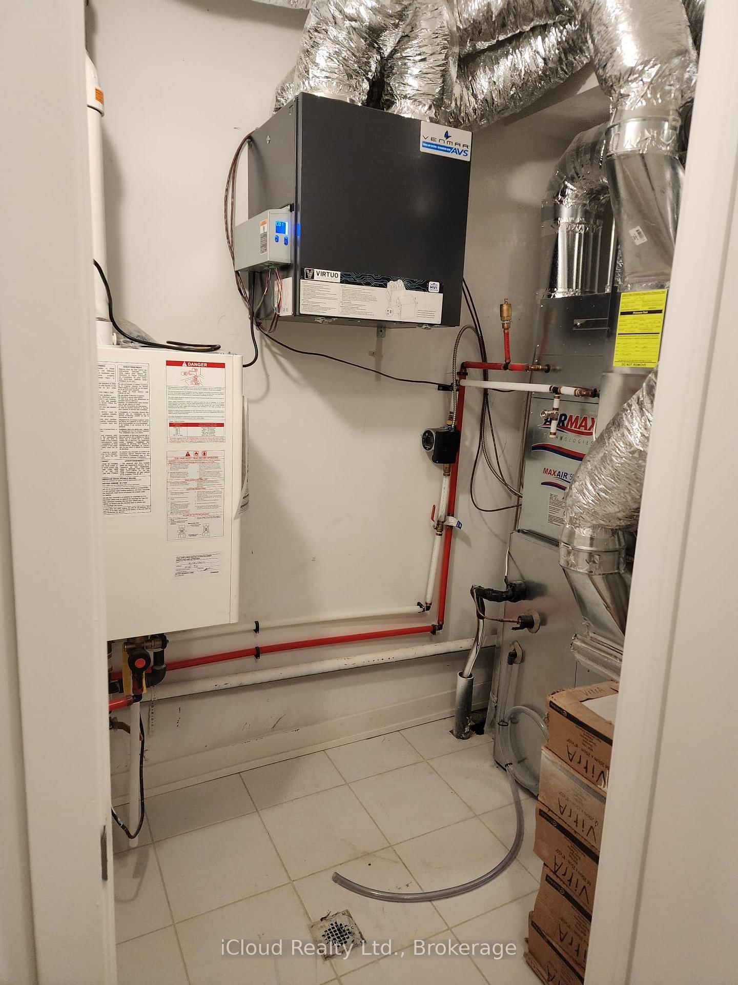 3415 Ridgeway Drive, Unit 14 - Photo 11