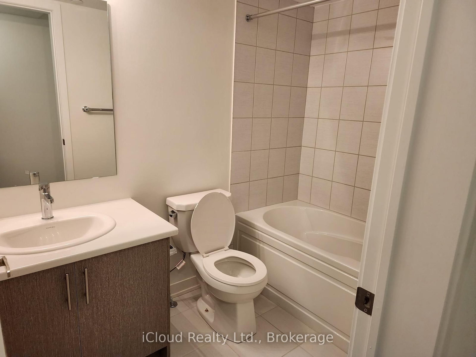 3415 Ridgeway Drive, Unit 14 - Photo 12