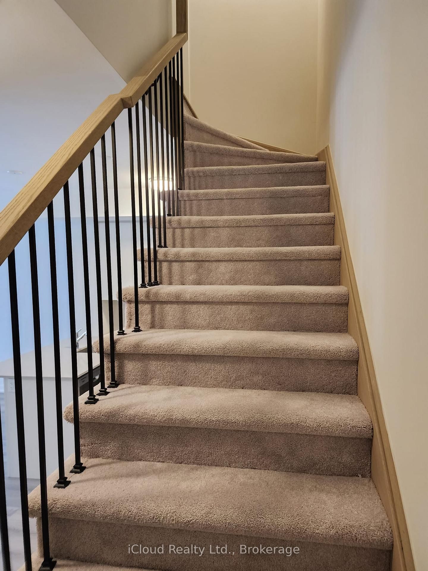 3415 Ridgeway Drive, Unit 14 - Photo 13