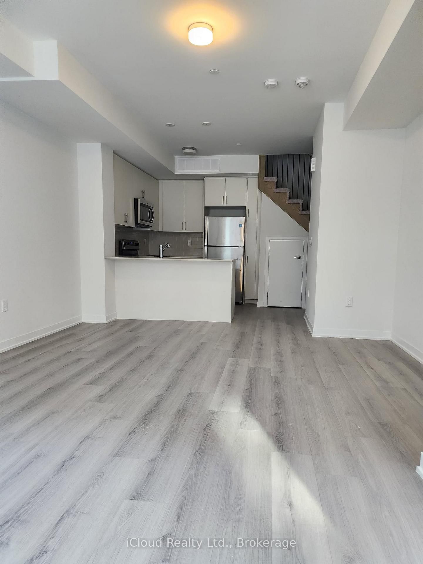 3415 Ridgeway Drive, Unit 14 - Photo 16