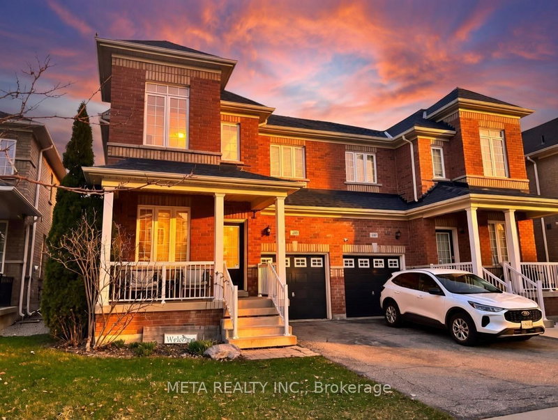 home for sale on 102 Begonia Crescent
