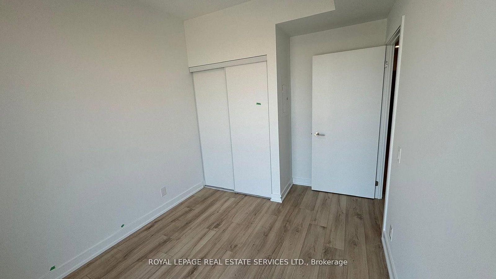 1660 Bloor Street W, Unit 401 - Photo 11