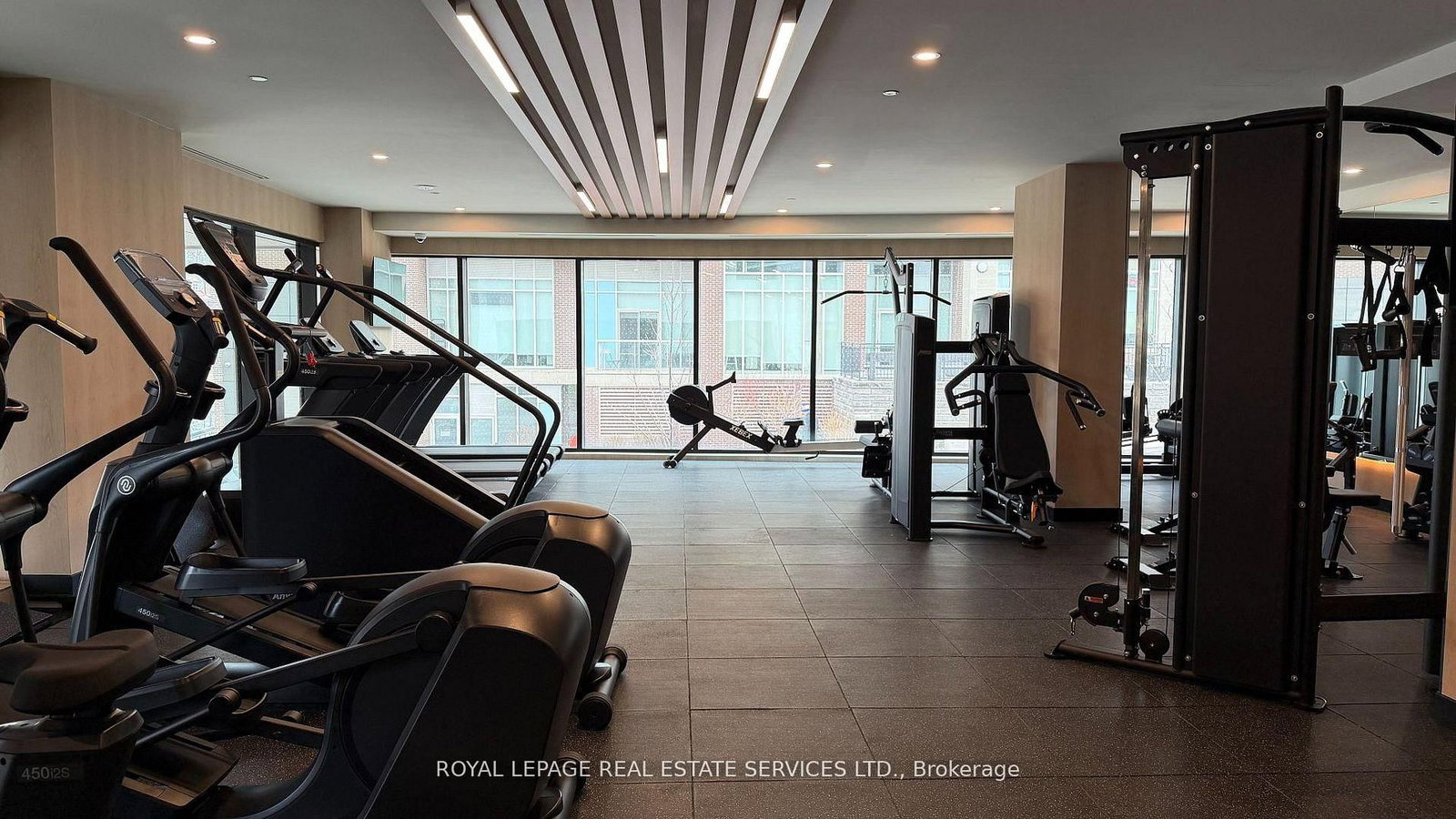 1660 Bloor Street W, Unit 401 - Photo 18