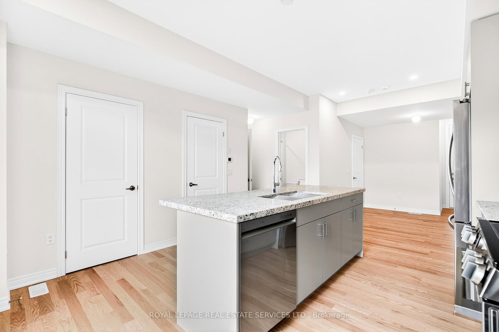 3207 Sixth Line, Unit Unit 2 - Photo 15