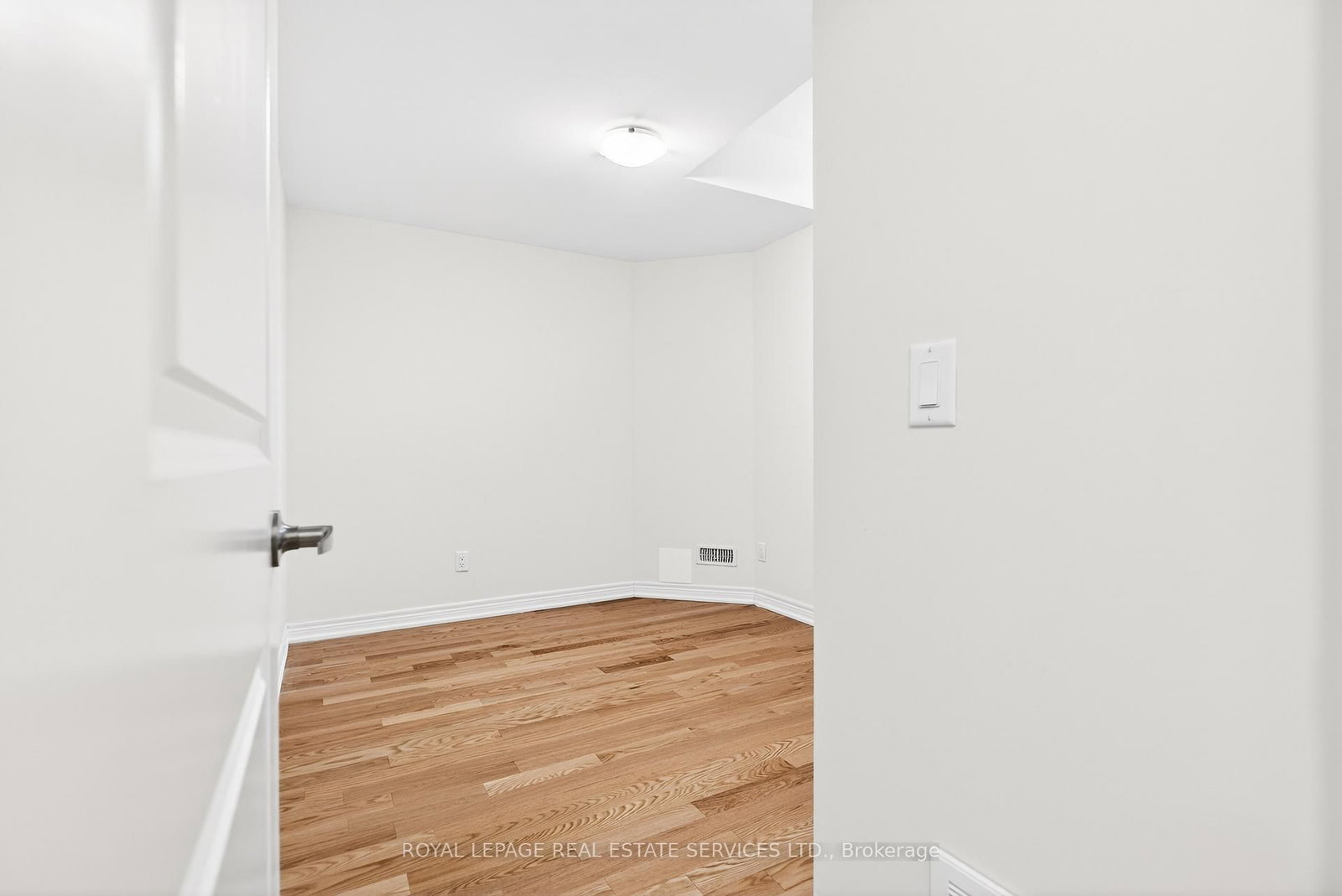 3207 Sixth Line, Unit Unit 2 - Photo 31