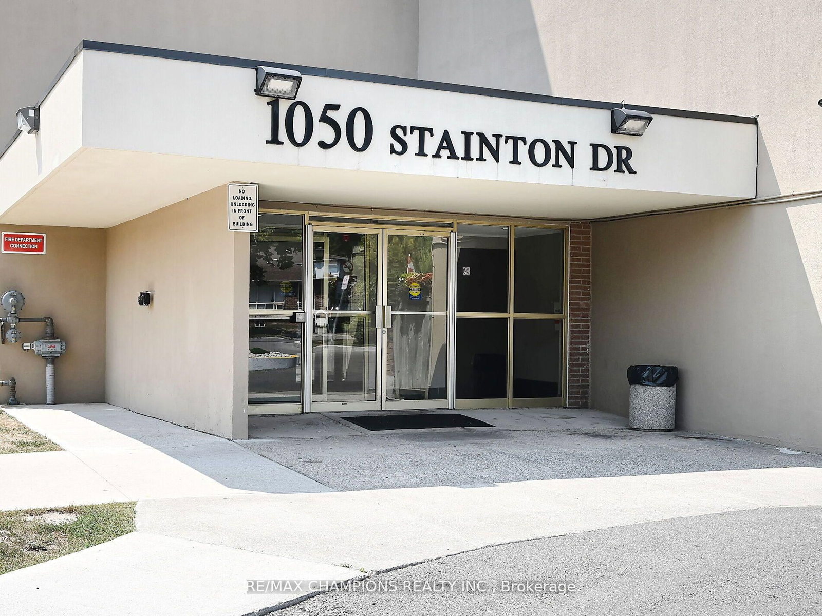 1050 Stainton Drive E, Unit 112 - Photo 2