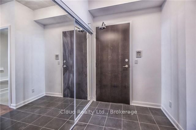 215 Sherway Gardens Road, Unit 2611 - Photo 4