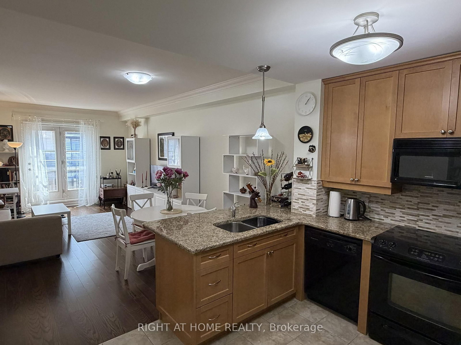 60 Ann Street, Unit 309 - Photo 12