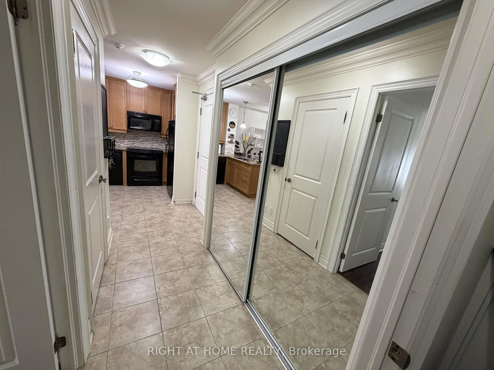 60 Ann Street, Unit 309 - Photo 28