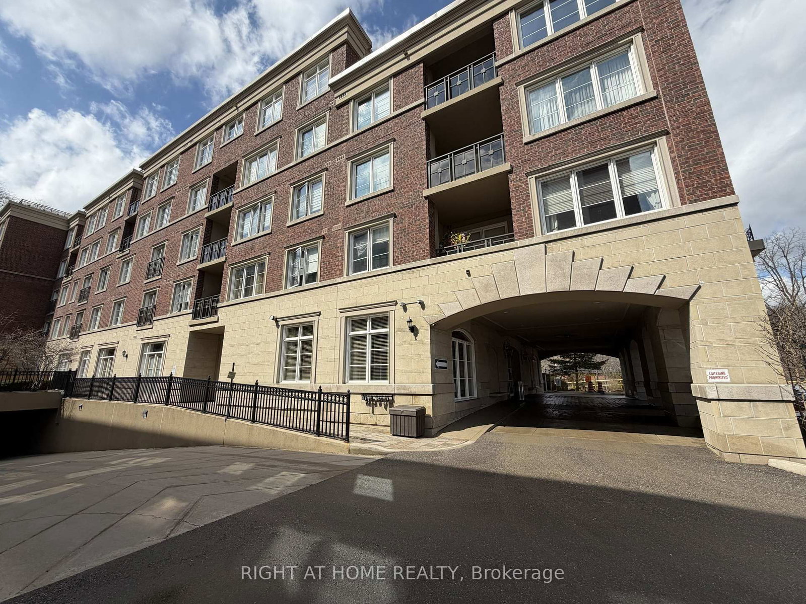 60 Ann Street, Unit 309 - Photo 4