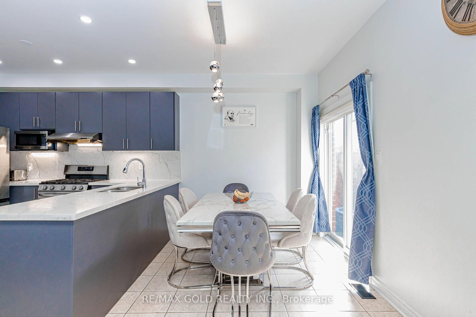 Detached House for sale at 93 Footbridge Crescent, Brampton, Ontario, L6R 0T9 - Sandringham-Wellington - MLS: W12987860