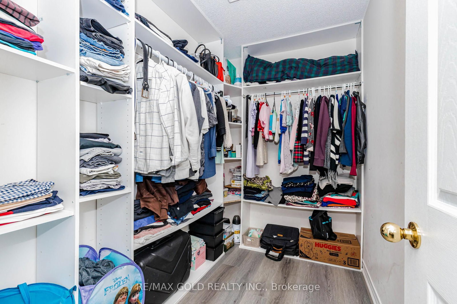 Detached House for sale at 93 Footbridge Crescent, Brampton, Ontario, L6R 0T9 - Sandringham-Wellington - MLS: W12987860