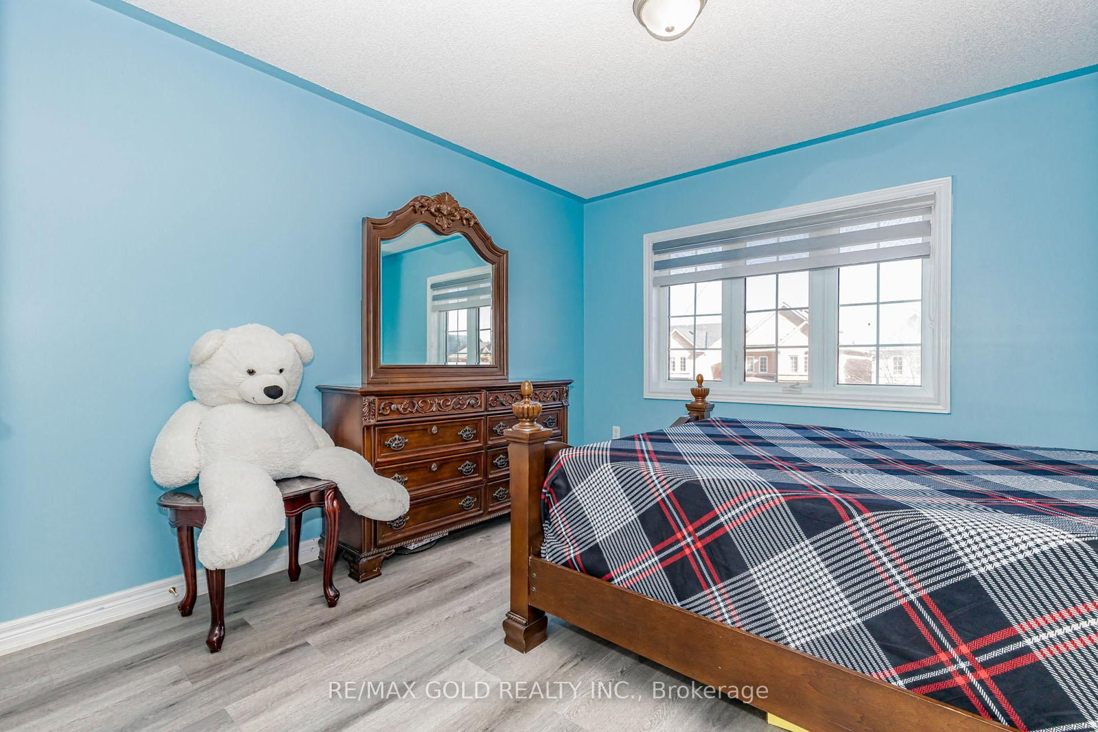 Detached House for sale at 93 Footbridge Crescent, Brampton, Ontario, L6R 0T9 - Sandringham-Wellington - MLS: W12987860