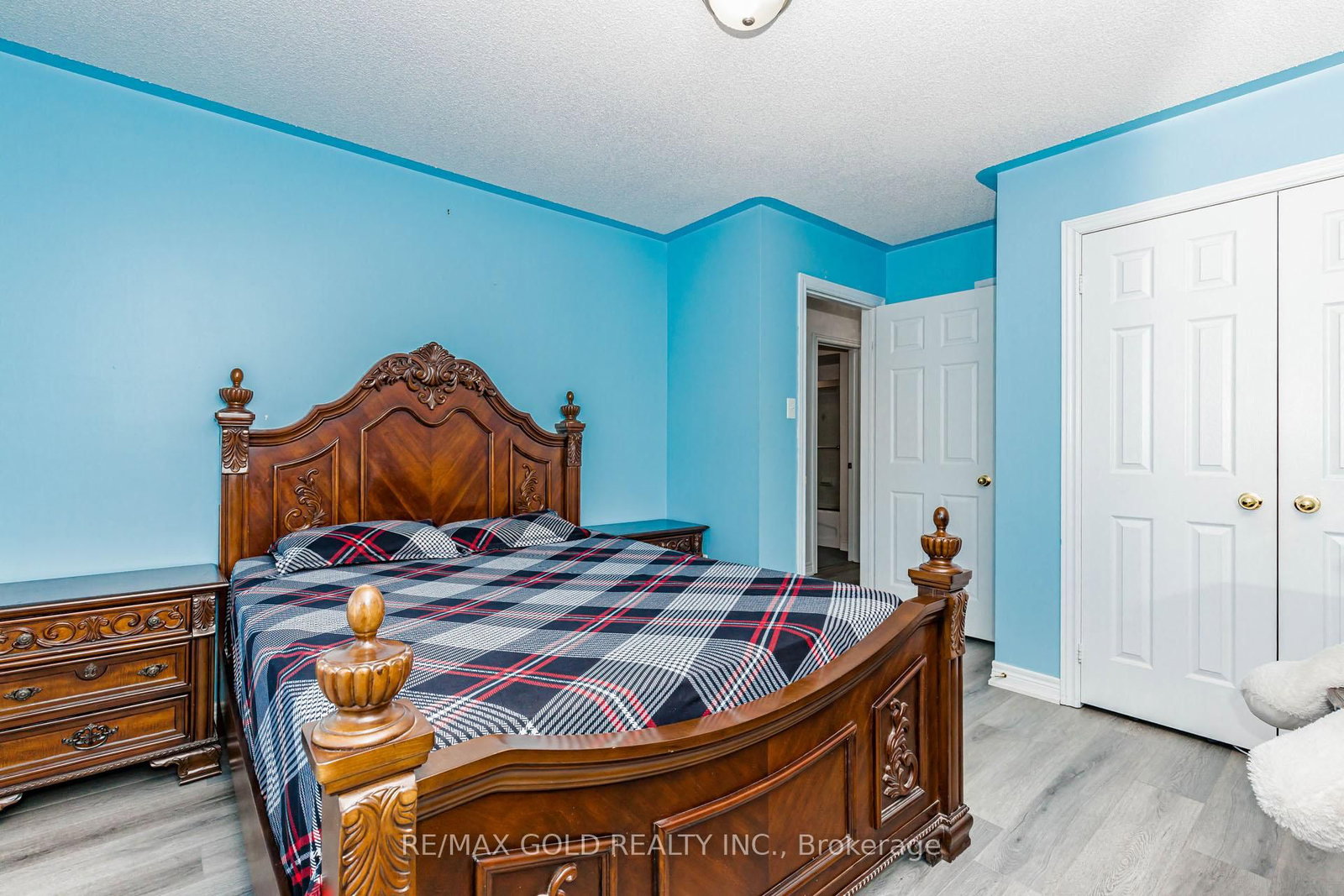 Detached House for sale at 93 Footbridge Crescent, Brampton, Ontario, L6R 0T9 - Sandringham-Wellington - MLS: W12987860