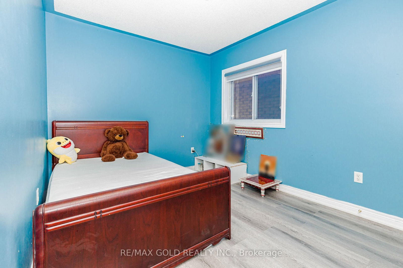 Detached House for sale at 93 Footbridge Crescent, Brampton, Ontario, L6R 0T9 - Sandringham-Wellington - MLS: W12987860