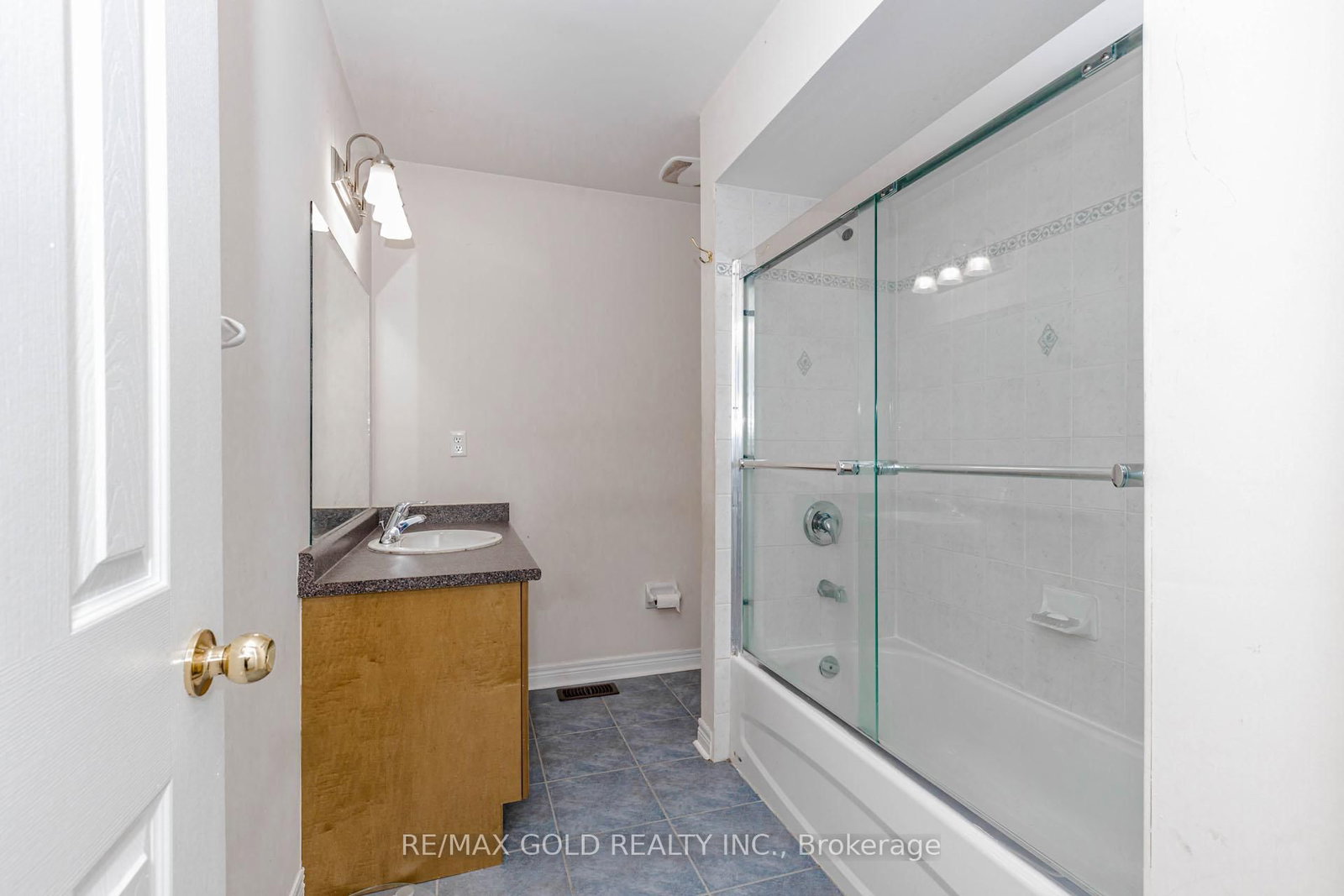 Detached House for sale at 93 Footbridge Crescent, Brampton, Ontario, L6R 0T9 - Sandringham-Wellington - MLS: W12987860