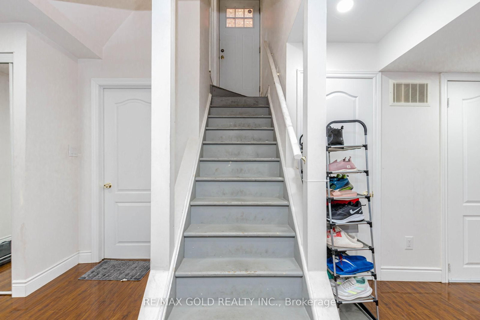 Detached House for sale at 93 Footbridge Crescent, Brampton, Ontario, L6R 0T9 - Sandringham-Wellington - MLS: W12987860