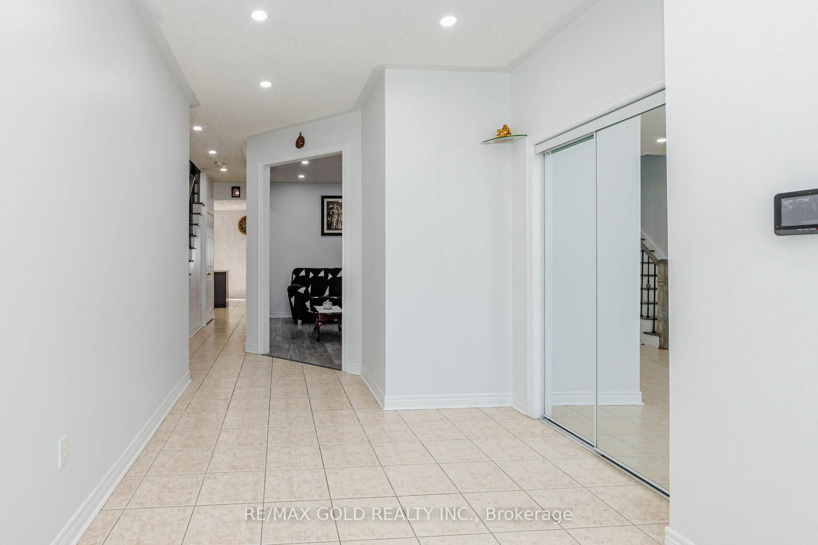 Detached House for sale at 93 Footbridge Crescent, Brampton, Ontario, L6R 0T9 - Sandringham-Wellington - MLS: W12987860