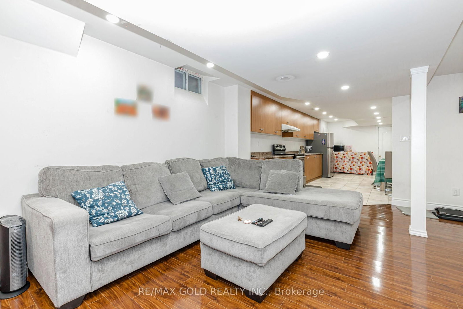 Detached House for sale at 93 Footbridge Crescent, Brampton, Ontario, L6R 0T9 - Sandringham-Wellington - MLS: W12987860