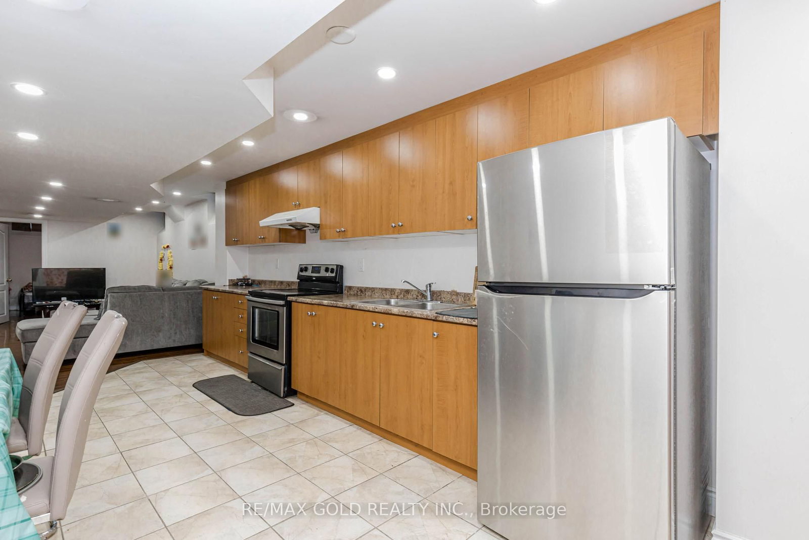 Detached House for sale at 93 Footbridge Crescent, Brampton, Ontario, L6R 0T9 - Sandringham-Wellington - MLS: W12987860