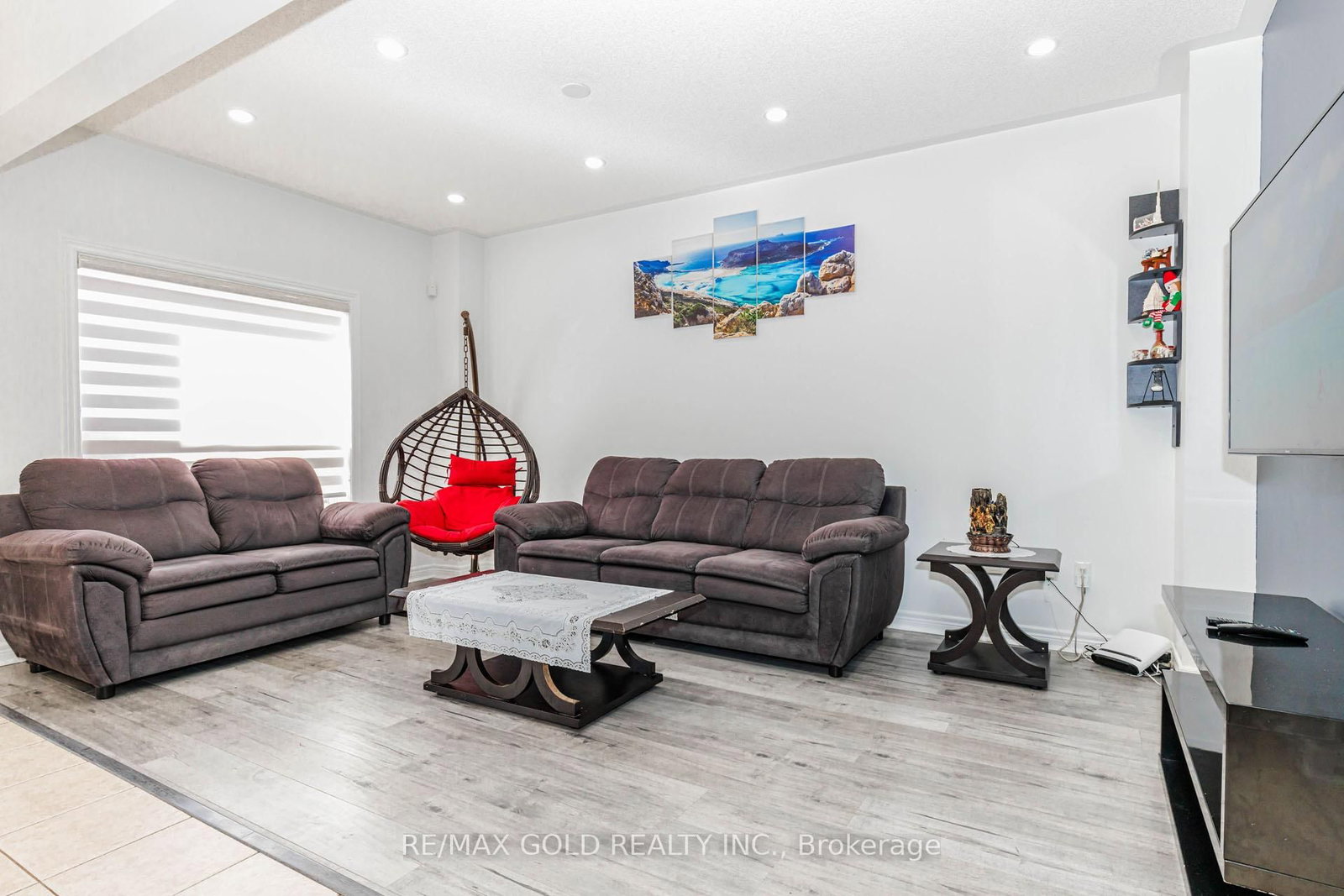 Detached House for sale at 93 Footbridge Crescent, Brampton, Ontario, L6R 0T9 - Sandringham-Wellington - MLS: W12987860