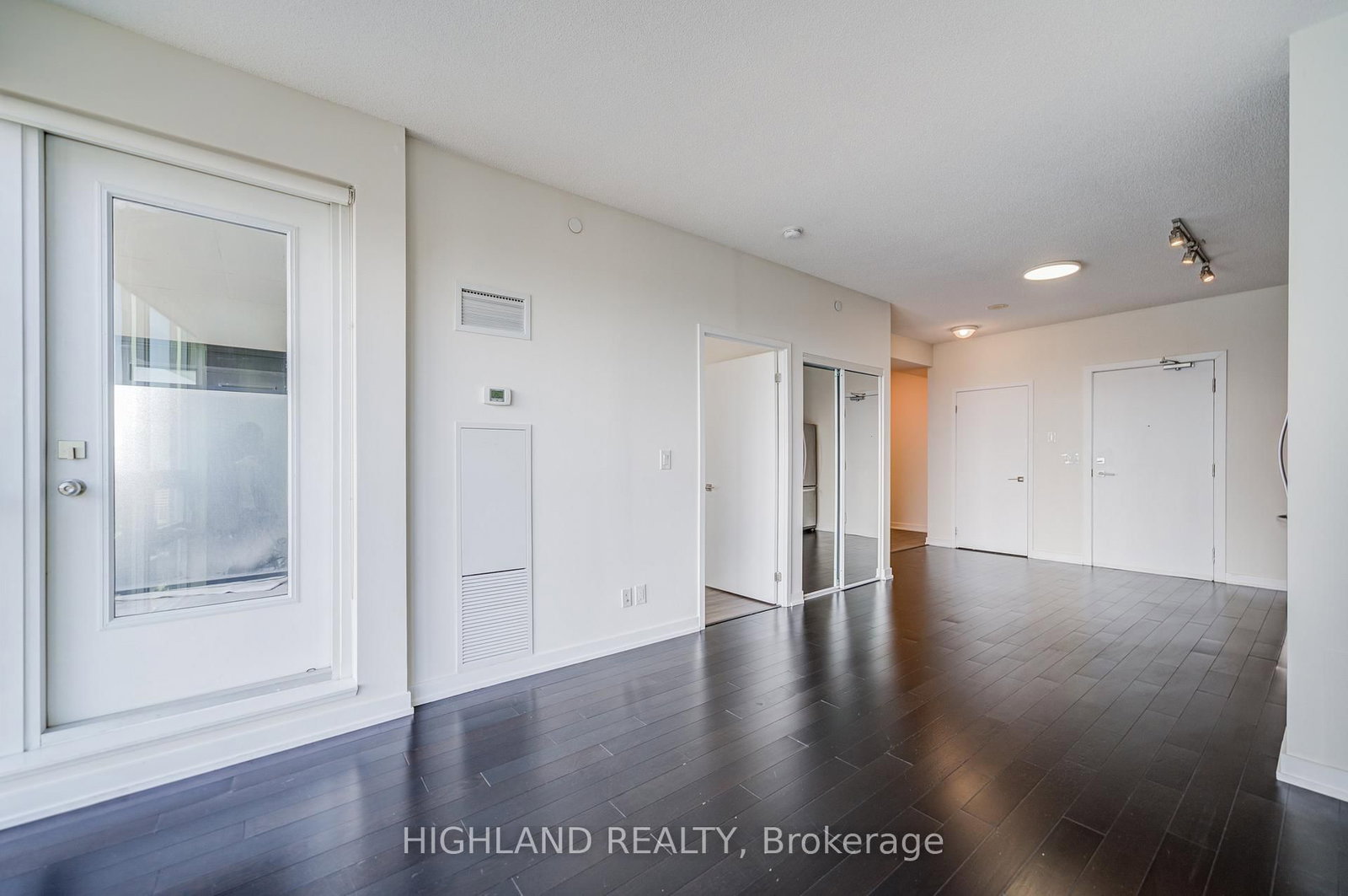 510 Curran Place, Unit 2410 - Photo 9