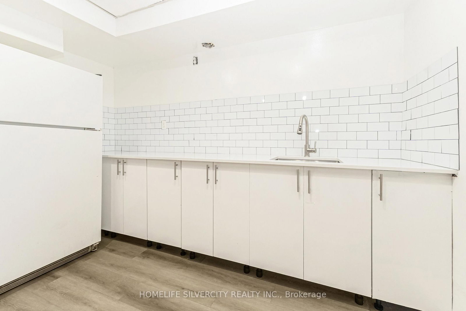 Detached House for sale at 6 Macdougall Drive, Brampton, Ontario, L6S 3P5 - Central Park - MLS: W12988144